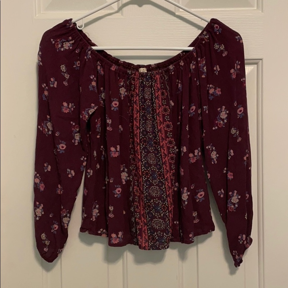 Off the shoulder long sleeve shirt